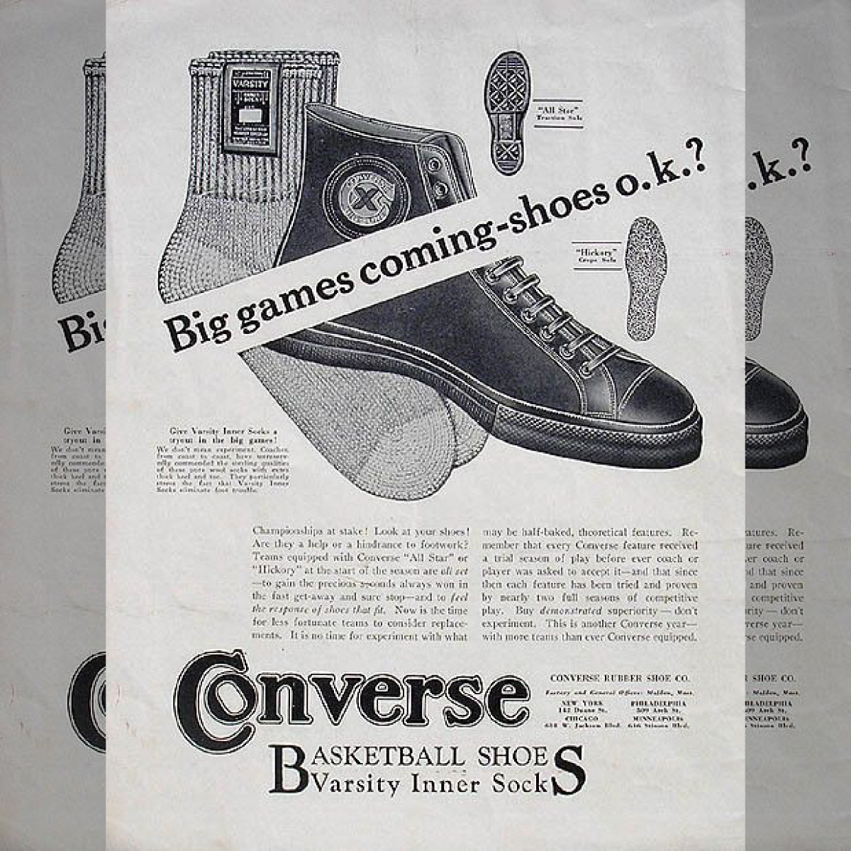 Publicidad mostrando el dibujo de un tenis marca converse, debajo de este una descripció de los tenis